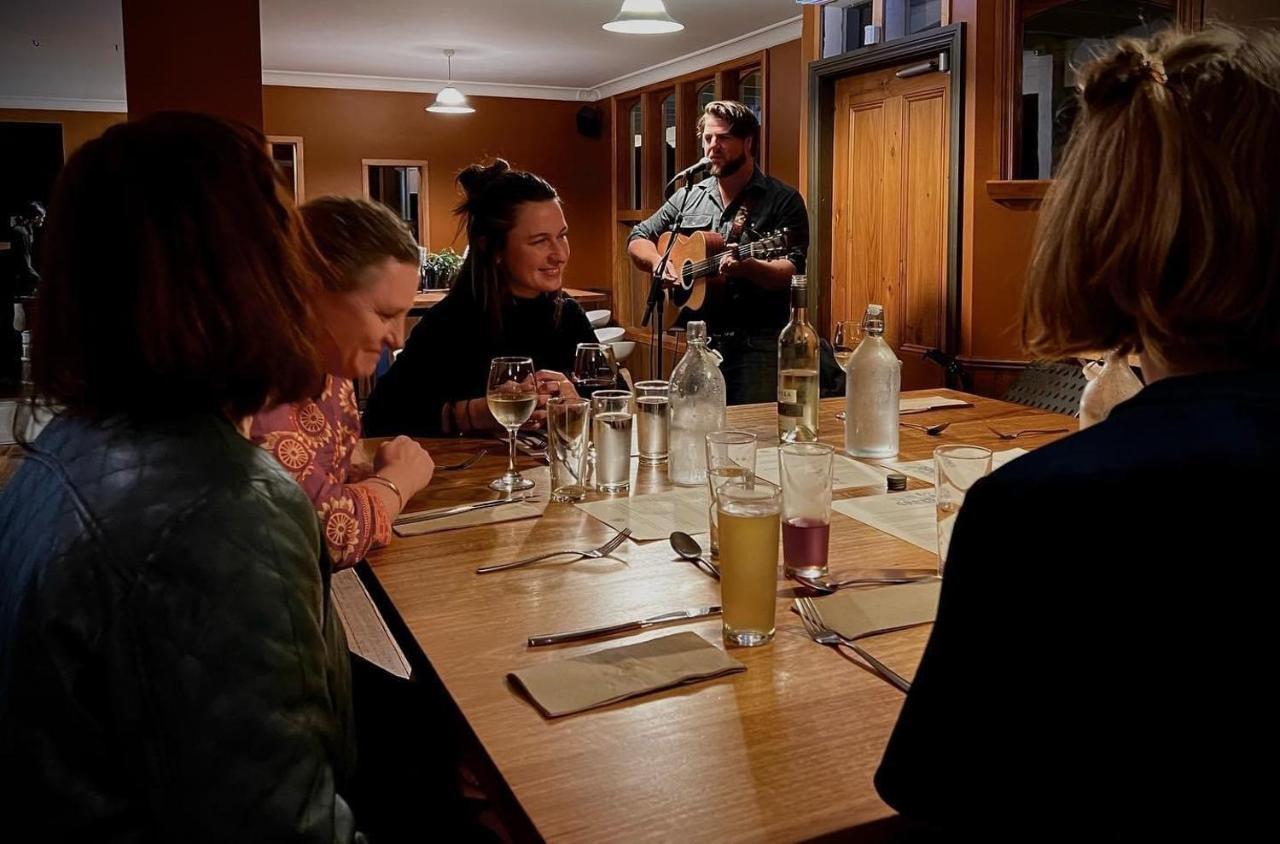 Wandering Trout - Gourmet Stays Mole Creek 外观 照片